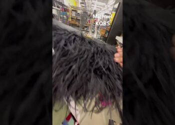 Bloomingdales Little Brown Bag & Michael Kors Tabitha & More #littlebrownbag #michaelkorsbag