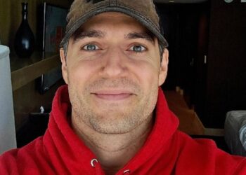 Batman glumac Henry Cavill vodi zdrav život