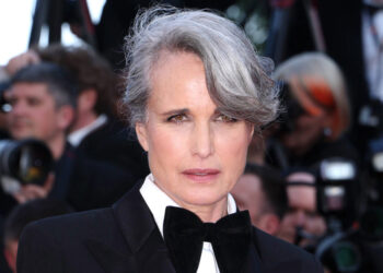 Poznate osobe koje populariziraju bijelu kosu