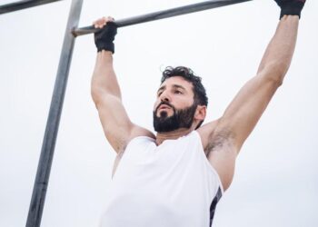 Kao zatvorenik, ovo je 10-minutni trening tjelesne težine koji sam usmjerio na mišiće