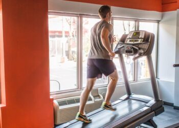 Kako izvesti Tiktok 12-3-30 trening