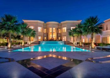 Unutar Dubaijevih Emirates Hills – igralište za super bogate Indijance, poznate ličnosti i svjetske milijardere poput Lakshmi Mittala.