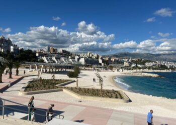 Zatvoreno Europsko morsko susjedstvo ponovno otvara svoja vrata nakon obnove vrijedne 37 milijuna funti s novim plažama i dječjim igralištima