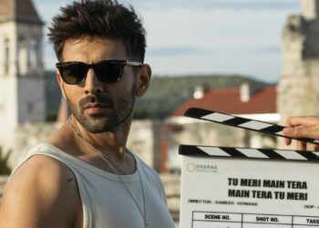 Čovjek je tako marljiv: Obožavatelji strahopoštovanja Kartika Aaryana kao video za vježbanje za Tu Meri Main Tera Main Tera Tu Meri postaje viralni