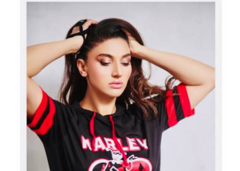 Odvažni isječak Sana Nawaz ugasio je povratak