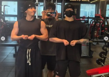 BTS-ov V i Jungkook udružuju se sa Song Kangom za vježbanje, navijači su poludjeli zbog velikih vojnika.