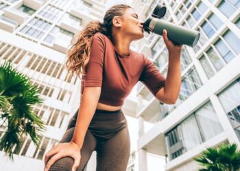 Zamijenio sam svog fitness instruktora s AI; sada sam jači i sretniji