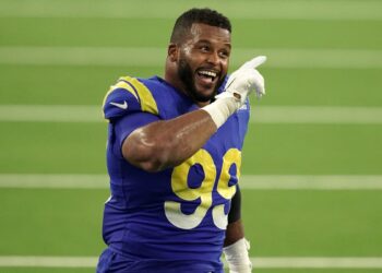 Ramsova legenda Aaron Donald prihvaća izazov Jareda Versea
