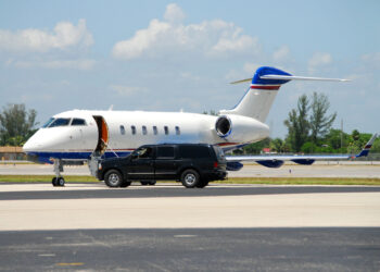 15 slavnih koji su imali impresivne privatne mlaznice