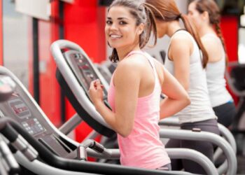 Hodanje naspram trčanja: Što je učinkovitije za sagorijevanje masti?