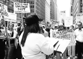 Održavanje okruga odjeće za osporavanje plana rezoniranja Midtown South South