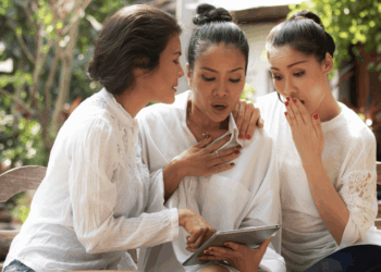 8 zastarjela ponašanja koja vas odmah čine da izgledate izvan kontakta – bez obzira na godine