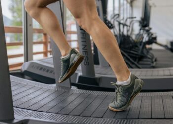 Kupite najbolje tenisice za intenzivne treninge (muškarci i žene)