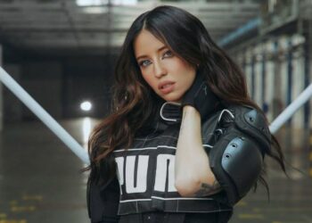 Modni trendovi 2025. – Nadya Dorofeeva otkrila kako nositi kupaći kostim, fotografiju