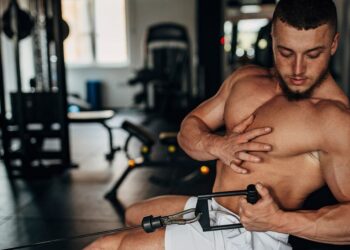 Dr. Mike Israetel otkriva 5 ključnih principa za izgradnju mišića – i greške koje treba izbjegavati