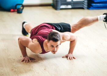 Zašto je puzanje ključ stabilnosti i atletike
