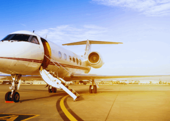 Kotači u zraku! Bollywood celebriti i njihovi privatni zrakoplovi koji definiraju ultraluksuzno putovanje