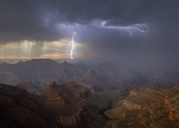 Savjeti za zaštitu od munje tijekom grmljavinske oluje: mitovi vs činjenice