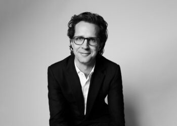 Izvršni direktor PVH-a Stefan Larsson kupuje zalihe u vrijednosti od 1 milijun dolara, signalizira povjerenje