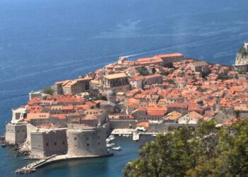 Konačno sam posjetio dva europska grada sa svog popisa kante za putovanja tijekom jednog čarobnog odmora