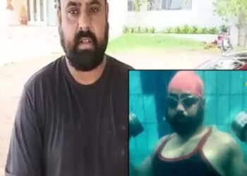 Rajkot trener badmintona oduševljava sve s 20-kg vježbom s bučicom od 9 stopa pod vodom | Virusne vijesti