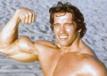 20-minutni EMOM trening Arnolda Schwarzeneggera za izgradnju mišića cijelog tijela u kratkom vremenu