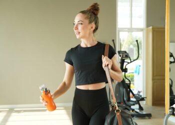 Teretana zabranjuje ženama starijim od 24 godine tijekom vršnih sati – reakcije na Internetu