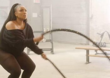 Lizzo uništava svoju mršavu figuru u hardcore treningu: pogledaj video