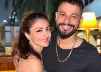 Soha Ali Khan urnebesno razotkriva ‘ljubavni jezik’ Kunala Kemmua u teretani; gledajte: Bollywood News