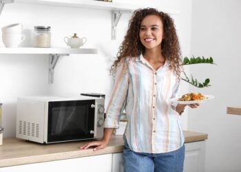 Mikrovalne pećnice i njihov utjecaj na hranjive tvari koje svakodnevno konzumiramo