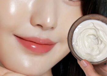 Jogurt briše sve bore čak i sa 70! Recepti protiv starenja!