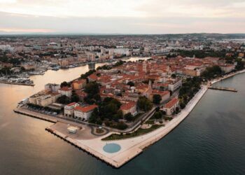 Urbana transformacija i preuređenje turizma na hrvatskoj obali Jadrana