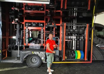 Mobilna teretana na kotačima pruža treninge direktno u zajednice na Havajima