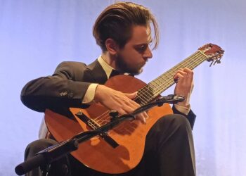 Mladi hrvatski gitarist osvojio prestižno gitarističko natjecanje u Granadi