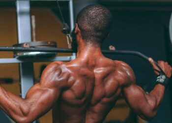 Nemate teretanu ili redovnu rutinu? Evo kako ostati u formi tijekom blagdana.