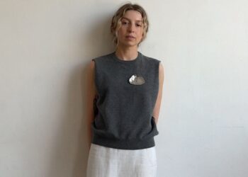 Upečatljive naušnice: Dodatak koji odjeću za zabavu čini najelegantnijom