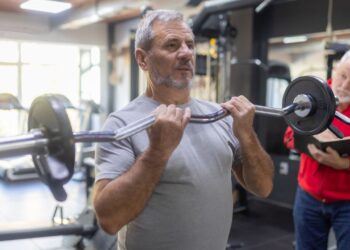 Kako je 50-godišnji trener unaprijedio svoj način dizanja utega radi zaštite zglobova