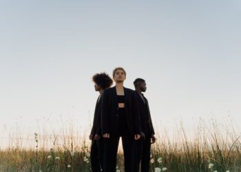 Uspon bezrodne mode: Unisex modni trendovi…