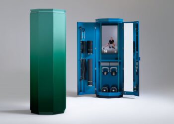 Ottagono spaja sveobuhvatan trening u svjetlećem osmerokutnom stupu