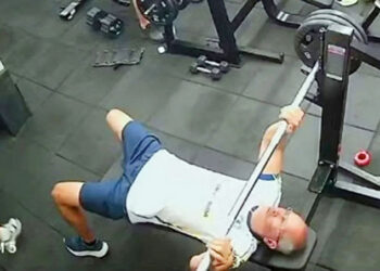 CCTV video prikazuje trenutak kada otac dvoje djece umire u čudnoj nesreći u teretani