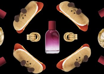 50 najlepših čarapa i malih poklona za žene 2025.