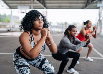 Prestanite koristiti tenisice za trening snage (evo zašto)