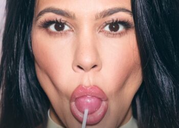 Kako celebrityji transformiraju brigu o sebi uz wellness brendove: od Hailey Bieber do Kourtney Kardashian