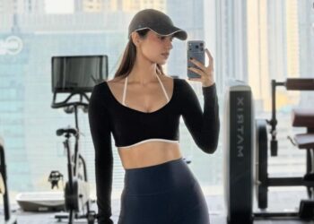 Bade Miyan Chote Miyan slavni Manushi Chhillar pokazuje svoju savršeno isklesanu figuru – pogledajte slike