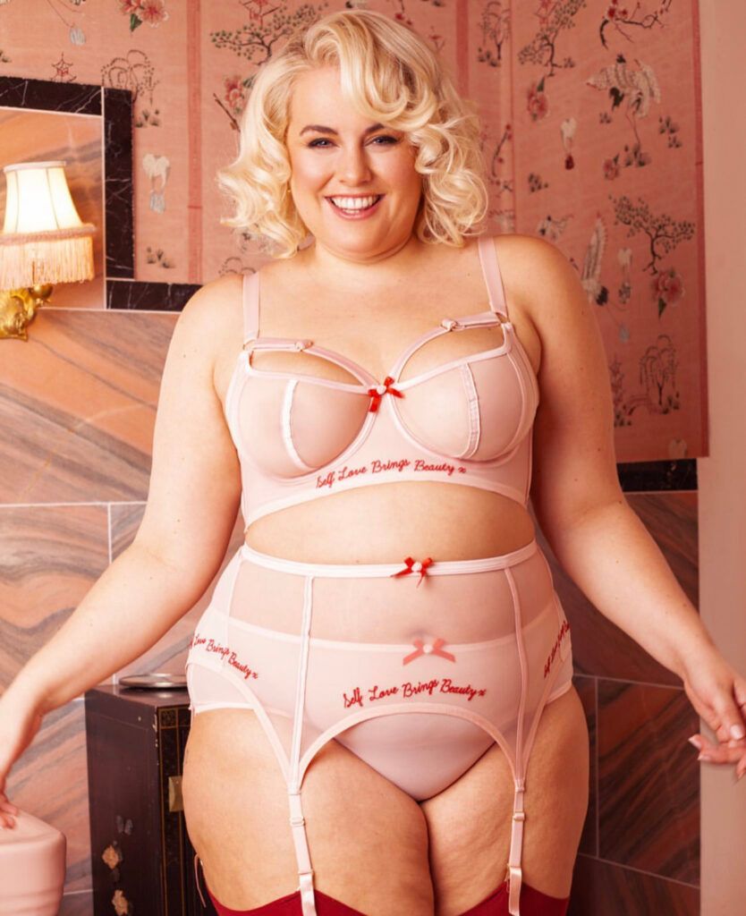 Razigrano donje rublje veličine obećanja