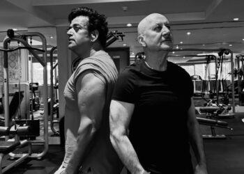 Anupam Kher i Ravi Kishan zajedno posjetili teretanu. Otkrijte za koji film.