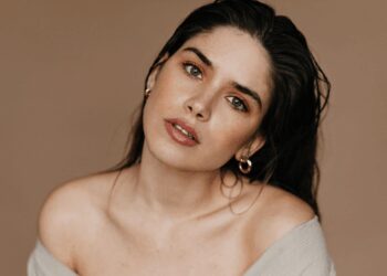 Moda 2026: Chokers, srebrni i ružičasti prstenovi oblikuju trendove u nakitu