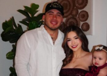 Francisca Alvarez postavlja fitness cilj za mjesec u crnom dvodijelnom outfitu u teretani