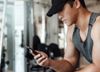 Nova studija sugerira da masturbacija prije vježbanja može povećati snagu