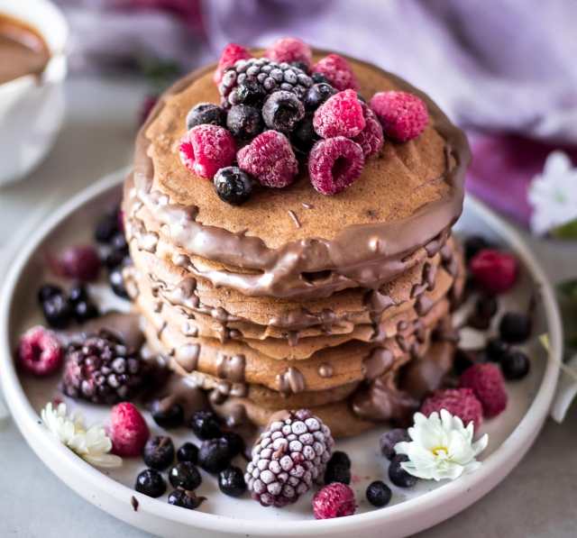 Veganske bezglutenske čokoladne banane palačinke